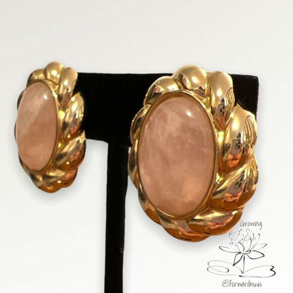 Vintage Rose Quartz Gold Tone Oval Clip On Non Pierced Earrings - Picture 1 of 10